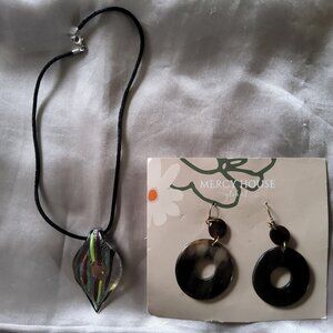 Art Glass Pendant Necklace/Mercy House Horn Halo earrings